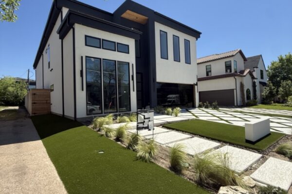 TTR-SideYard